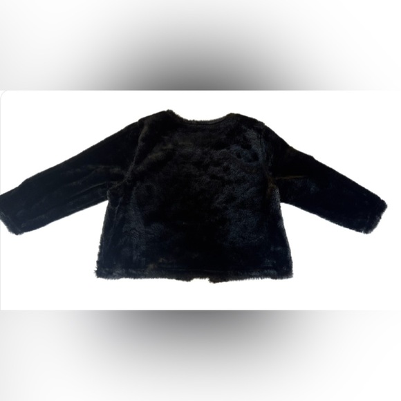 Calvin Klein Faux Fur Cape Women’s Size Large Super Soft Single Hook Closure - Picture 2 of 9